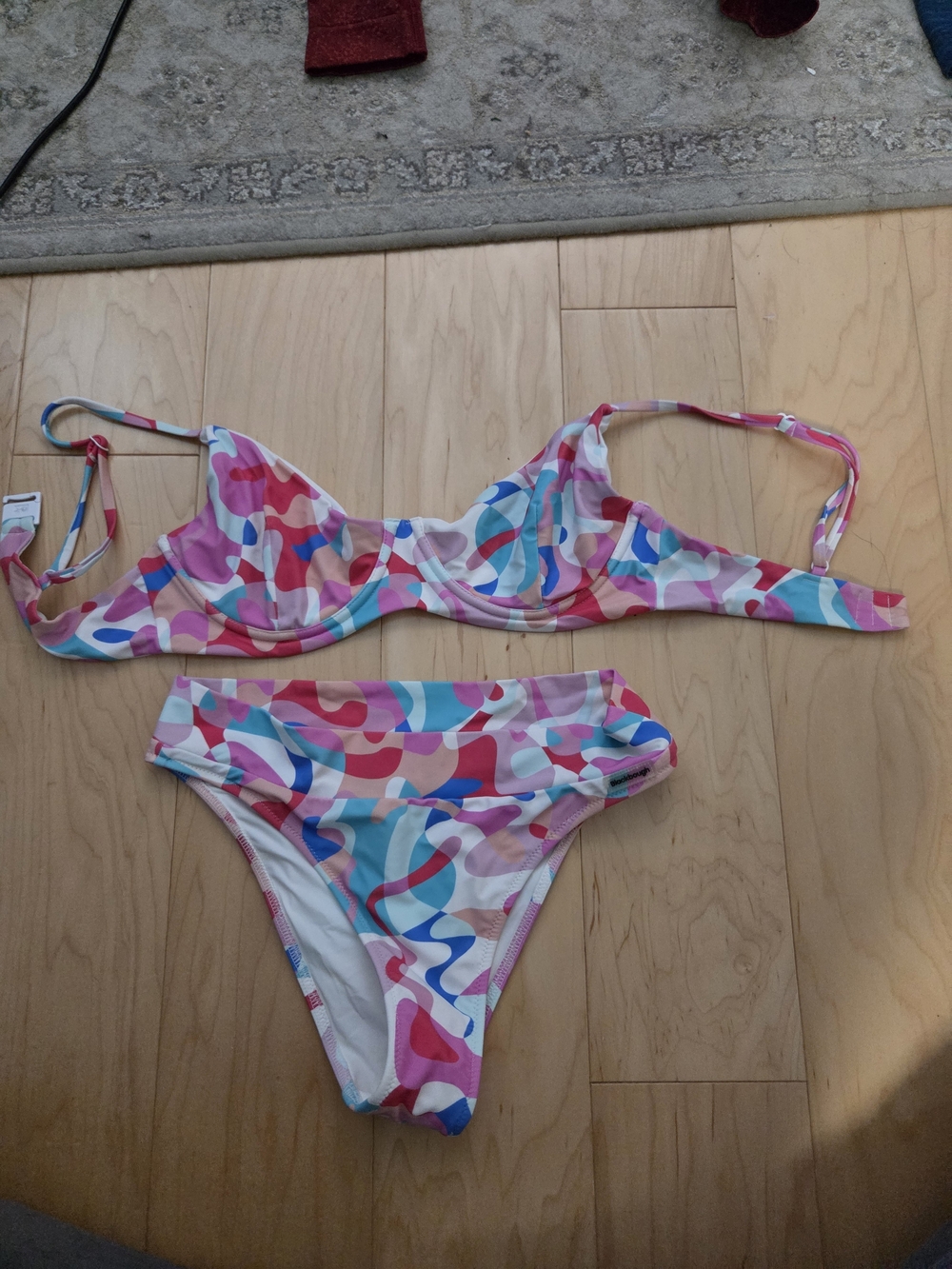Blackbough Medium Drippy Bikini
